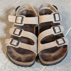 Birkenstock Tan Sandals